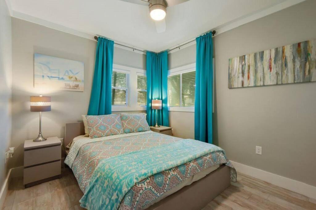Shady Oaks Beach House With Beautiful Ocean Views! Gulfport Eksteriør billede