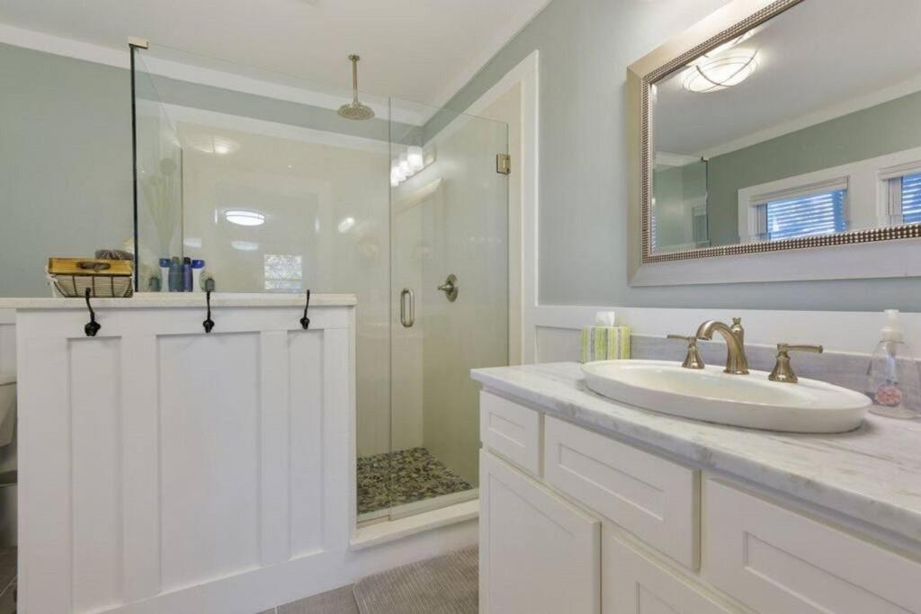 Shady Oaks Beach House With Beautiful Ocean Views! Gulfport Eksteriør billede